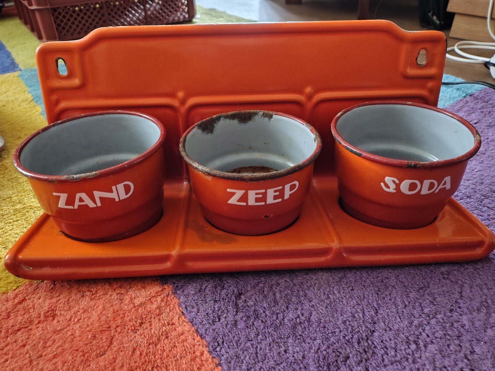 Vintage emaille rekje met bakjes Zand, Zeep, Soda, Antiek en Kunst, Ophalen of Verzenden