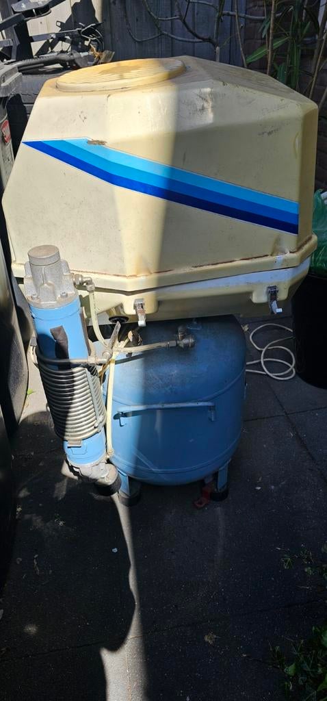 Tandarts compressor 2 cilinder - Stil en Olievrij, Doe-het-zelf en Verbouw, Compressors, Gebruikt, 6 tot 10 bar, Ophalen of Verzenden
