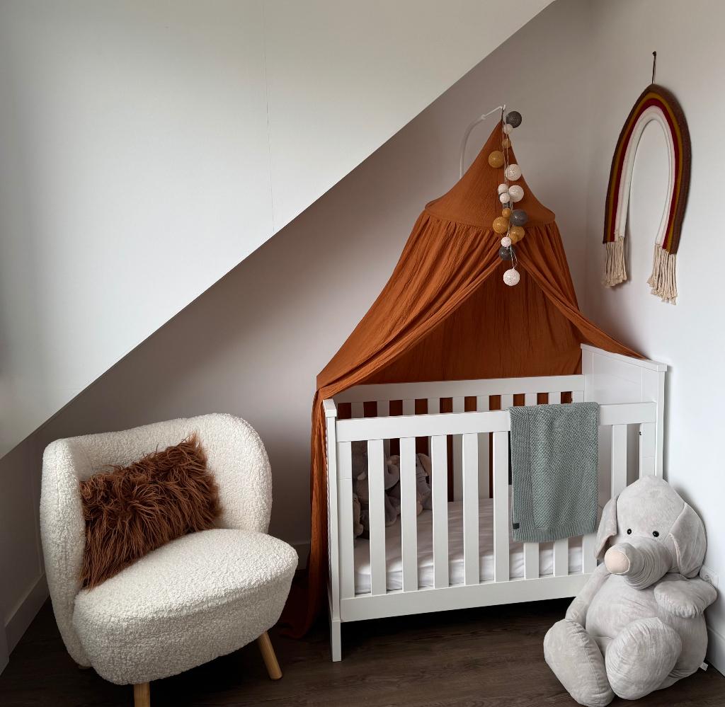 Ledikant incl aerosleep topper en matras, Kinderen en Baby's, Ophalen, Zo goed als nieuw, Ledikant