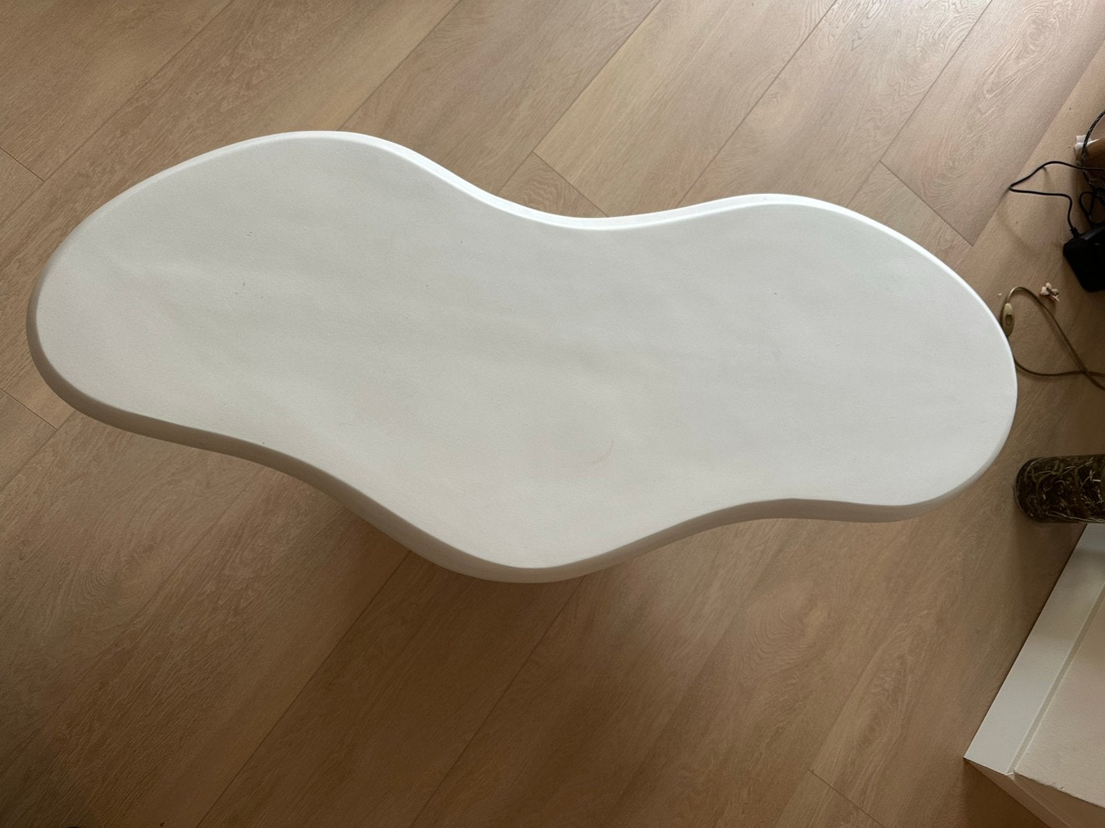 Organische Salontafel Seki kleur Wit - By-Boo, Huis en Inrichting, Ophalen, Overige materialen, 100 tot 150 cm, 50 tot 100 cm
