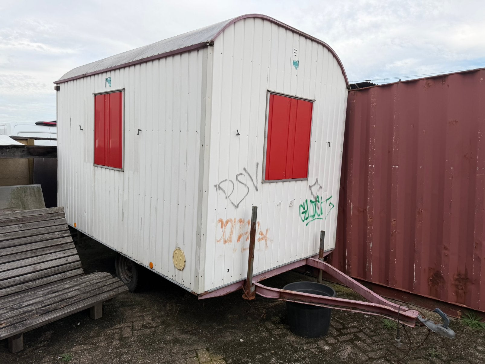 Schaftkeet bouwkeet, Ophalen, Zo goed als nieuw