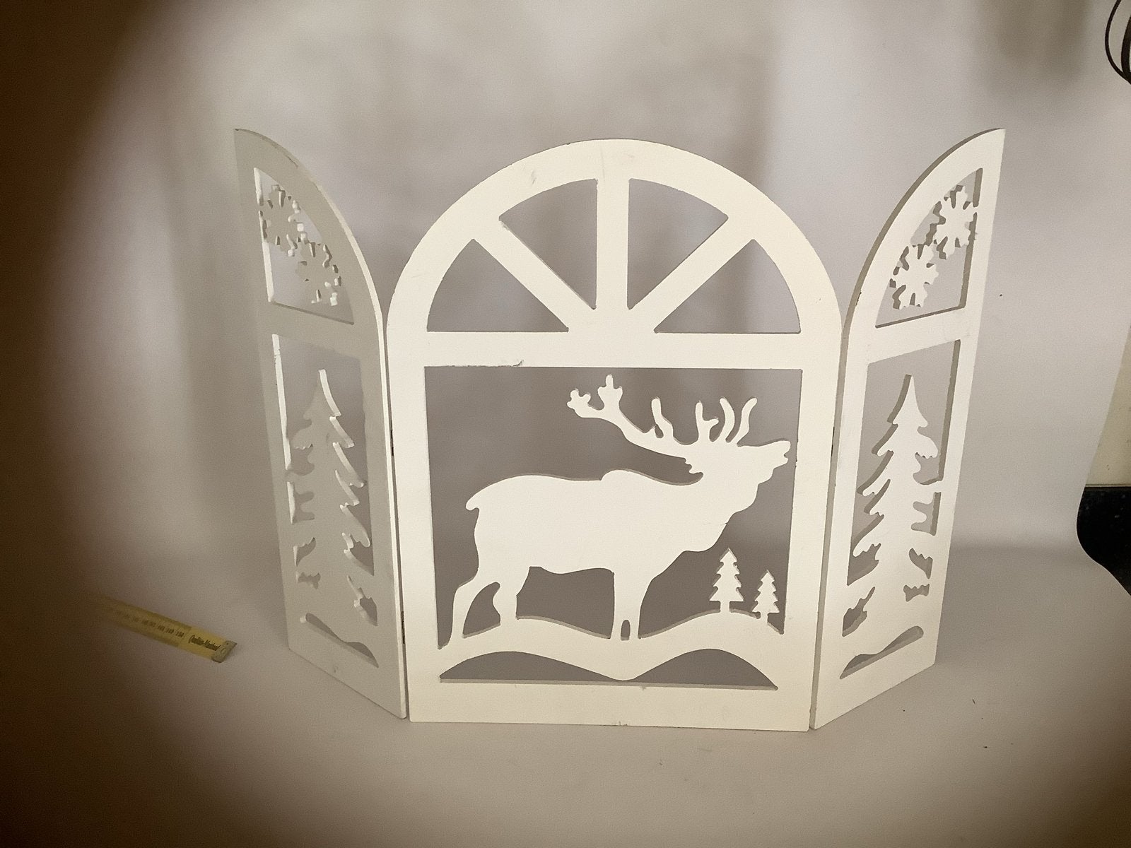 Wit Houten kerstdrieluik / haardscherm met rendier, Diversen, Ophalen of Verzenden