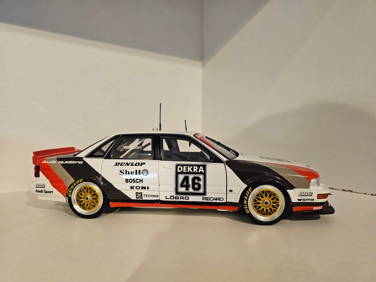 Minichamps Audi V8 Quattro DTM #46 1:18, Ophalen of Verzenden, Zo goed als nieuw, Auto, MiniChamps