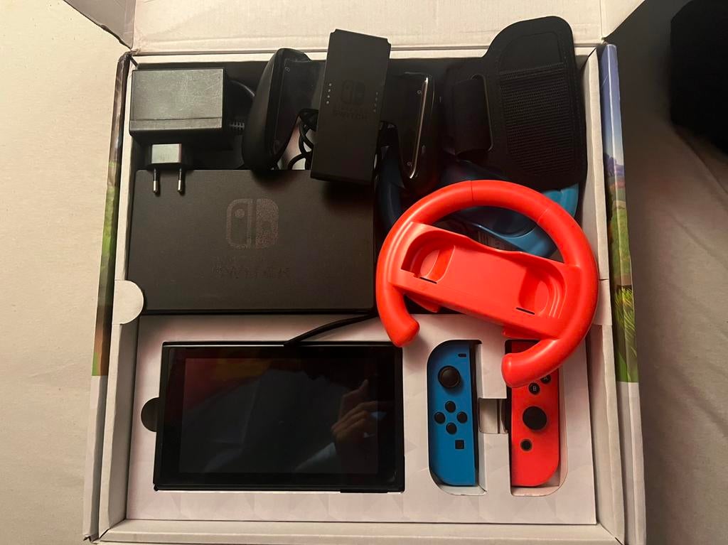 Ring Fit Adventure Doos, Spelcomputers en Games, Spelcomputers | Nintendo Switch, Ophalen of Verzenden, Zo goed als nieuw, Met 2 controllers