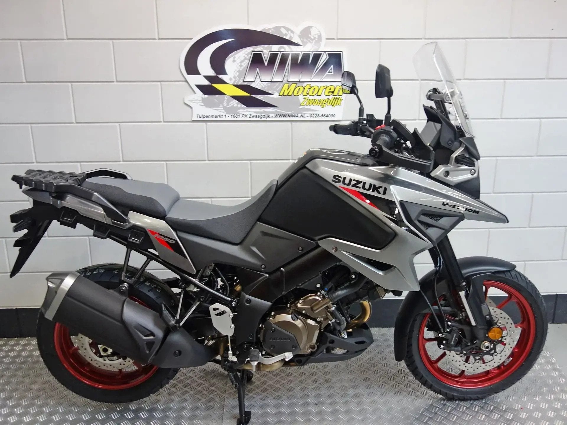 Suzuki V-Strom 1050 DL, Traction Control, Meer dan 35 kW, Toermotor, Gebruikt