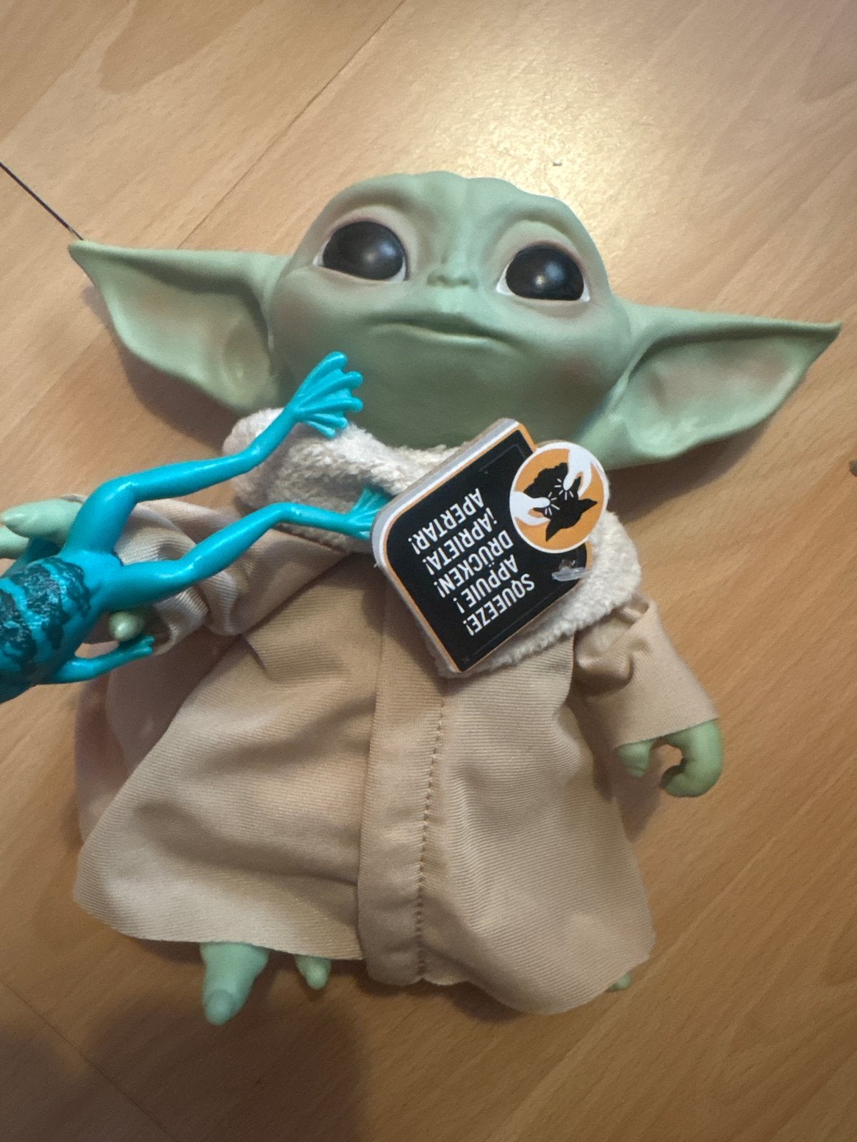 Star Wars The Child Grogu "Baby Yoda" knuffel met geluid, Ophalen of Verzenden, Zo goed als nieuw