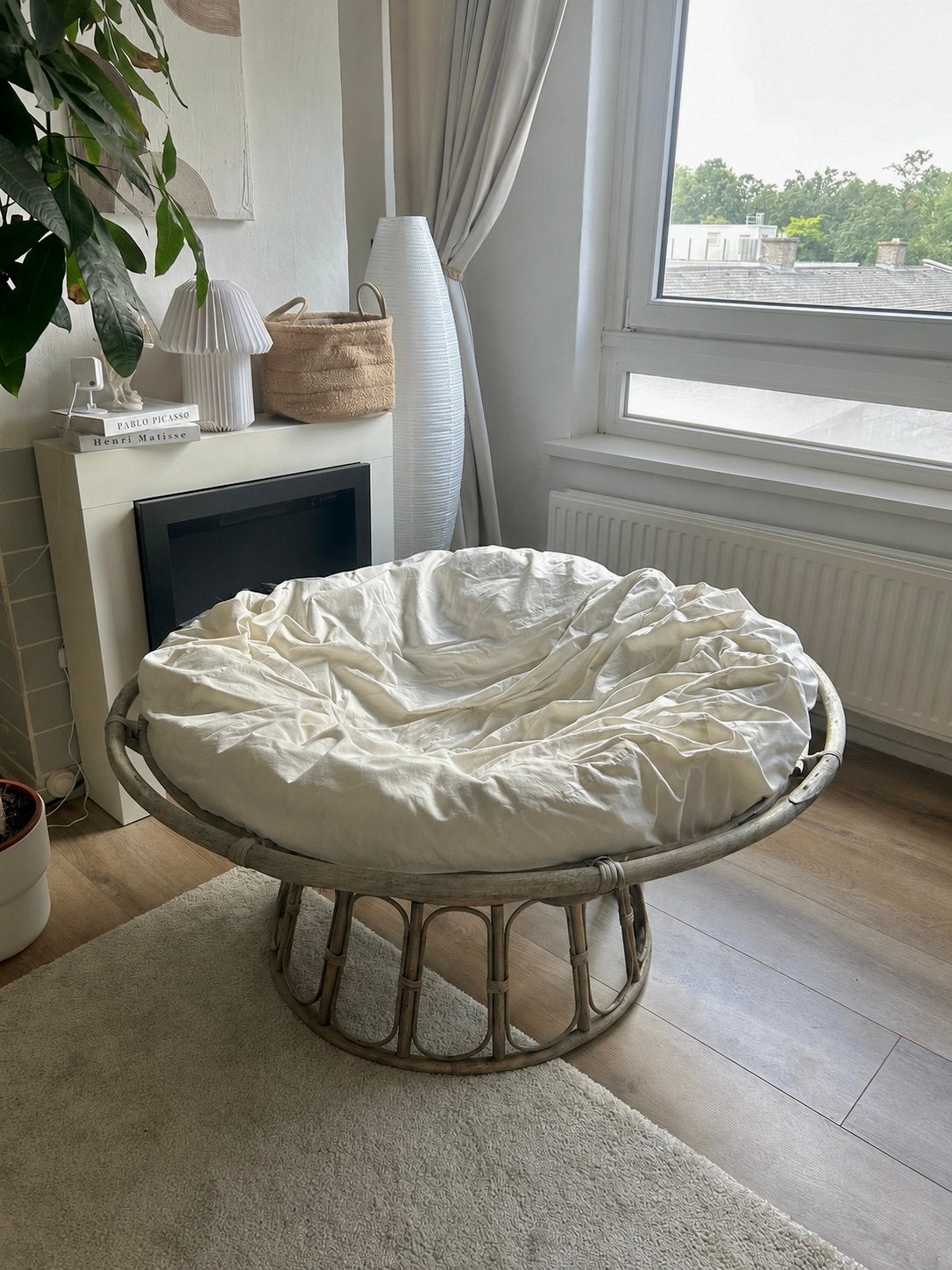 Papasan rotan stoel / moon chair met kussen, Ophalen, Zo goed als nieuw, Bruin, Eén