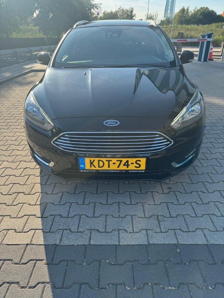 Ford Focus 1.0 Ecoboost 92KW Wagon AUT 2016 Zwart, Euro 6, Zwart, 1245 kg, Grijs