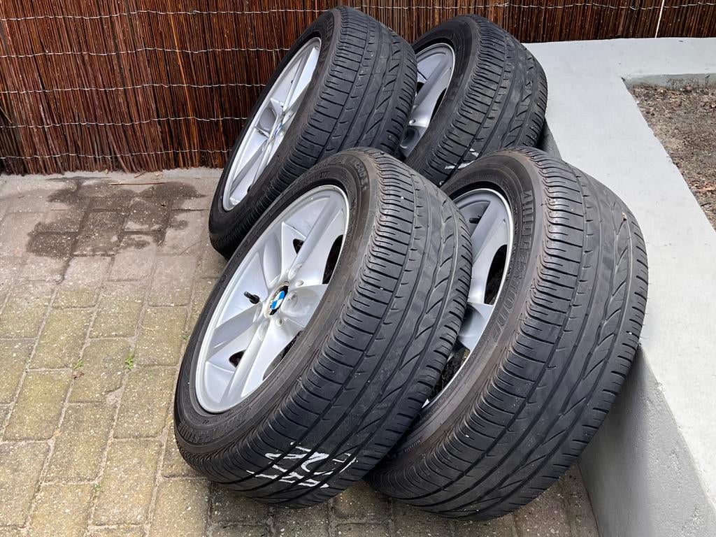 Set BMW 1-serie velgen nette staat met goede banden., Auto-onderdelen, Banden en Velgen, Ophalen, Gebruikt, 16 inch, Banden en Velgen
