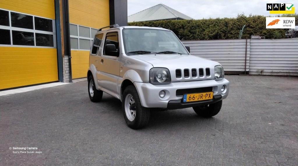 Suzuki Jimny 1.3 Special, 13 km/l, Stof, 4 cilinders, 4 stoelen