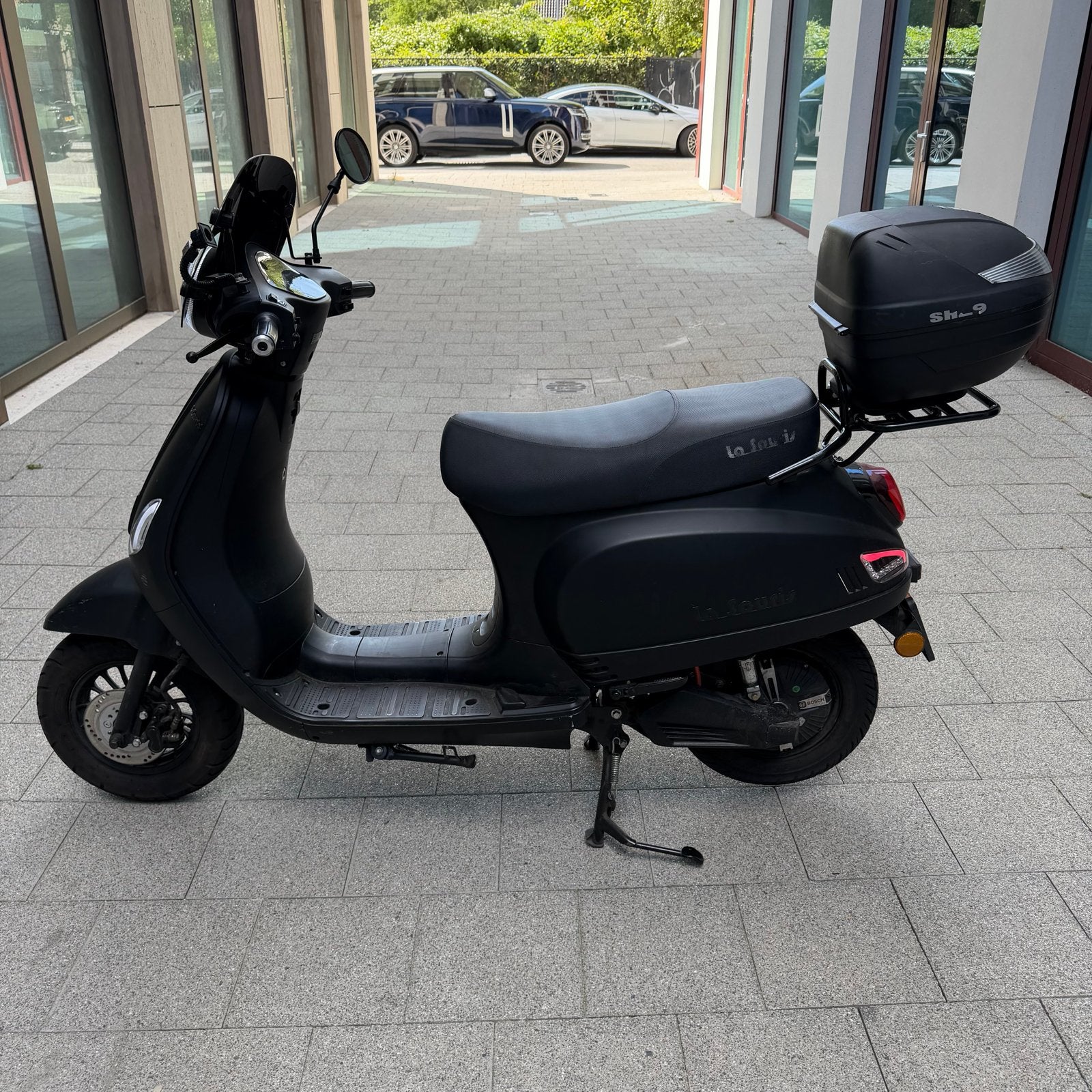La Souris • E-Sourini Bosch • Mat Zwart • 45 km/h, Ophalen, Maximaal 45 km/u, Elektrisch, Zo goed als nieuw