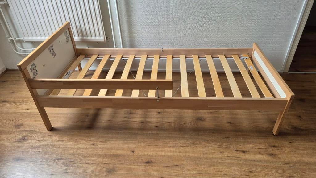 Sniglar peuterbed met lattenbodem, 70 tot 85 cm, 140 tot 160 cm, Zo goed als nieuw, Ophalen