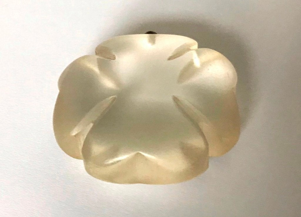 Prachtige vintage klavertje vier bloem Lucite ketting hanger, Verzenden, Zo goed als nieuw, Overige kleuren, Overige materialen