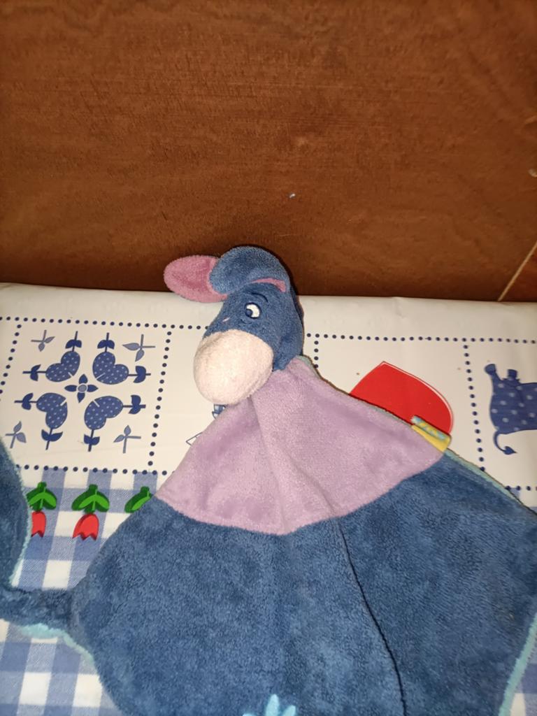 Eeyore ieoor knuffeldoekje, Ophalen of Verzenden, Zo goed als nieuw