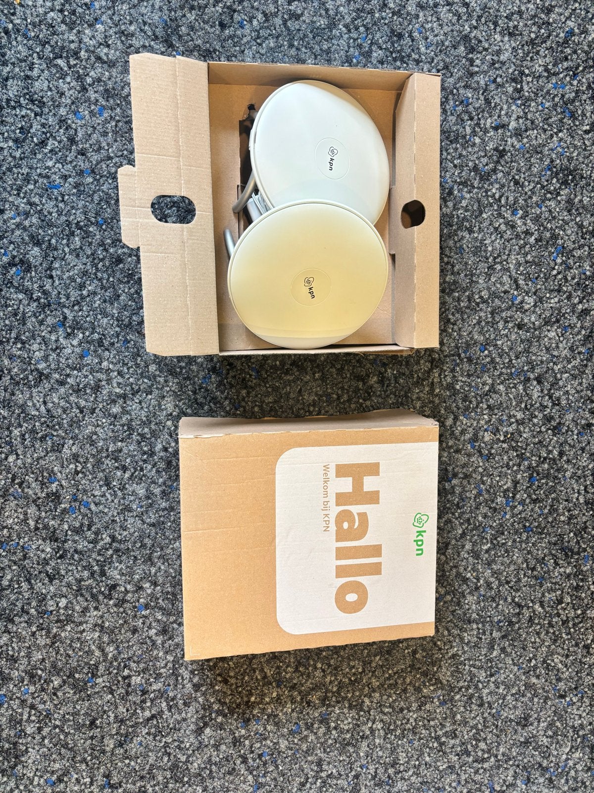 KPN SuperWifi punten (2 stuks) - Zo goed als nieuw, Ophalen of Verzenden, Zo goed als nieuw, Router