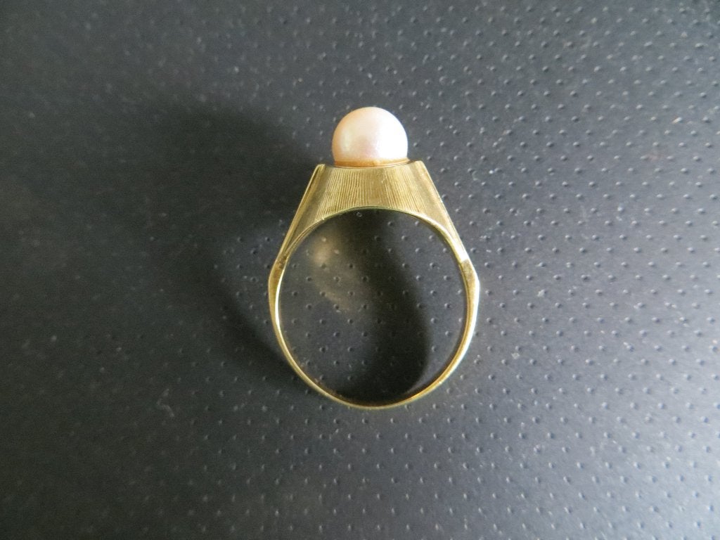 14 krt gouden ring met cultive parel, Gebruikt, 19 tot 20, Ophalen of Verzenden, Dame
