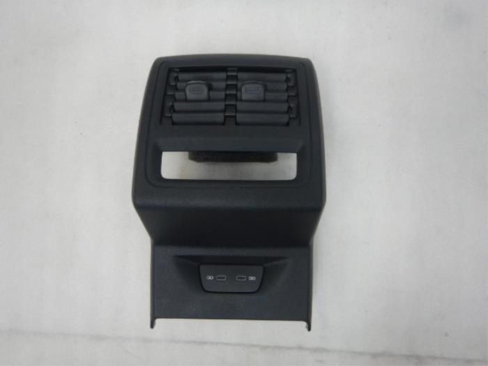 VW Golf 8 Middenconsole Armsteun Achterzijde USB C, Ophalen of Verzenden, Gebruikt