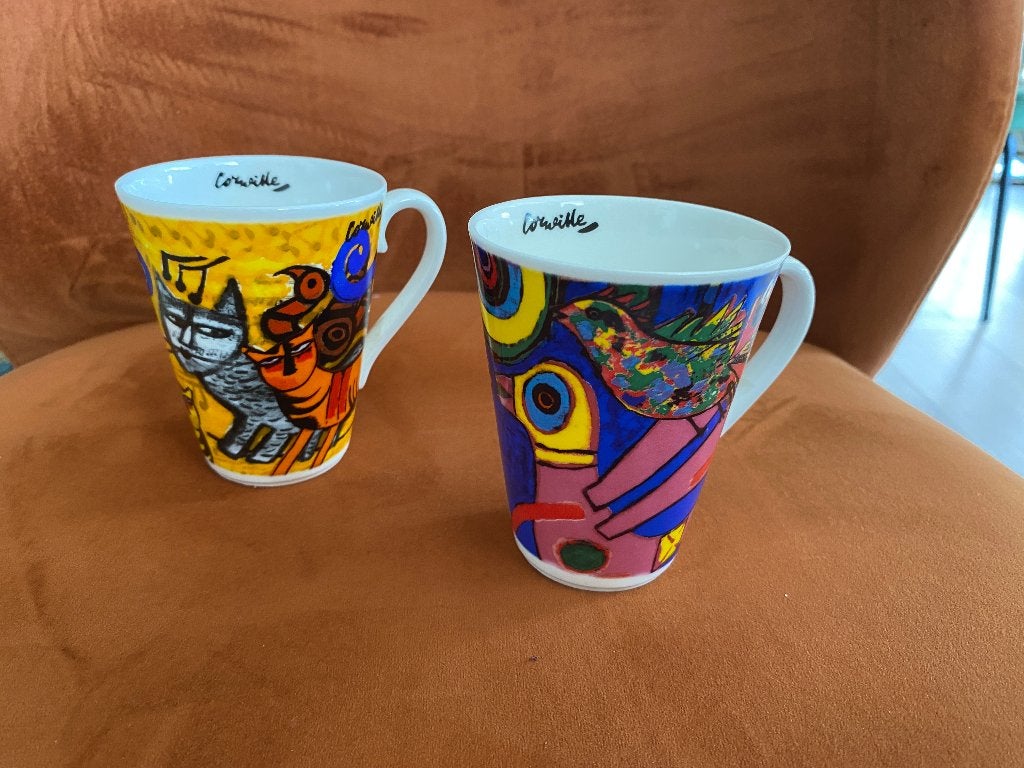 2 x Corneille Mokken   Fine Bone China, Ophalen, Zo goed als nieuw, Porselein, Overige typen