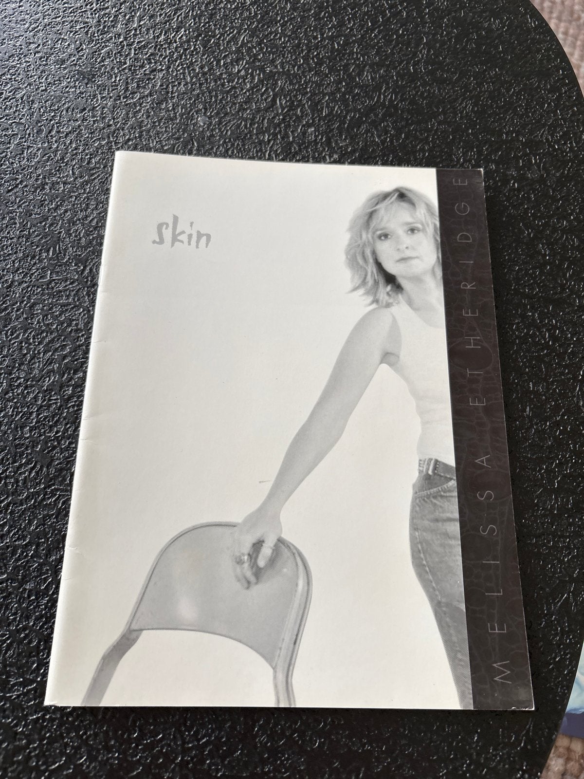Concertboek Melissa Etheridge - Skin, Ophalen of Verzenden, Gelezen, Artiest