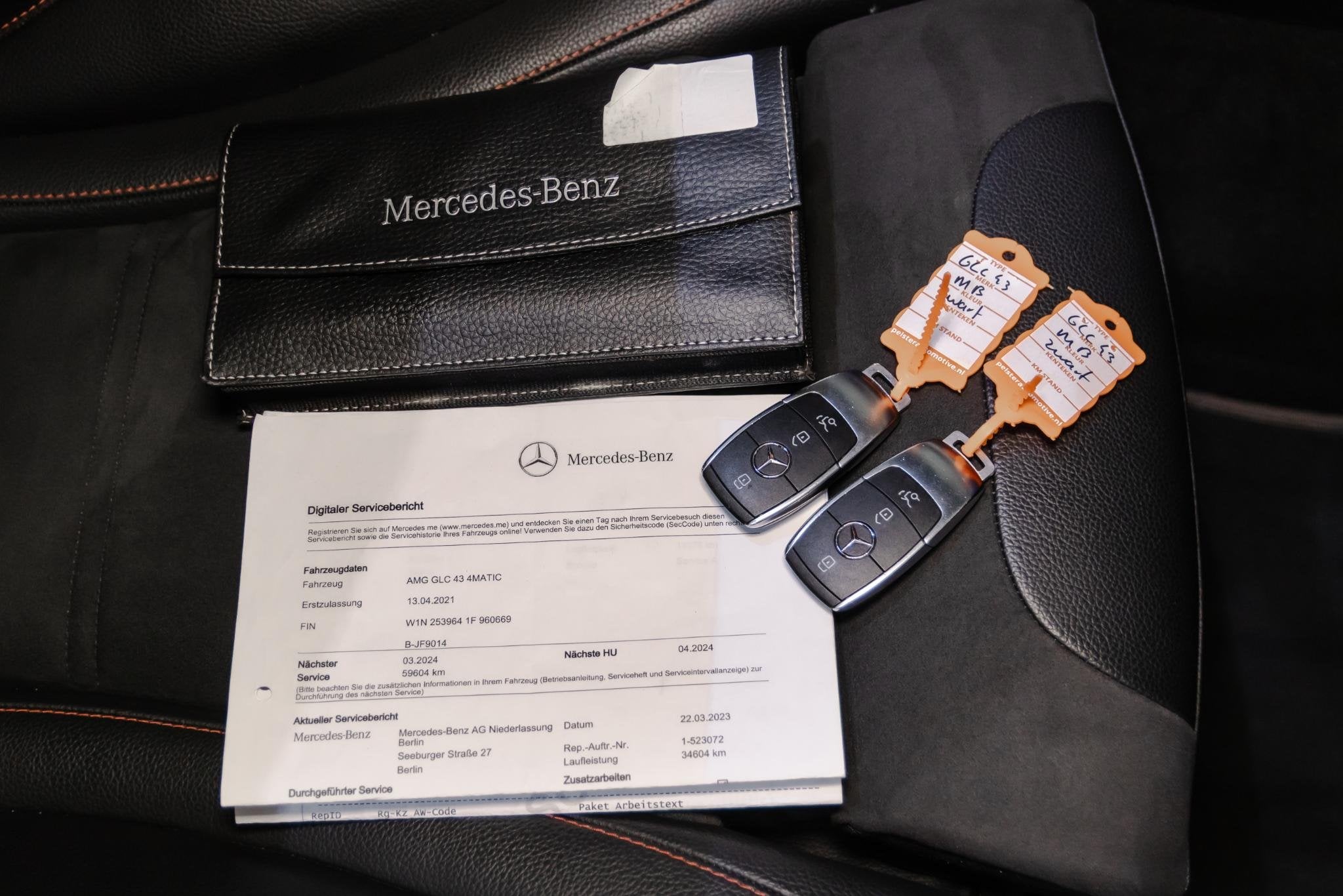 Mercedes-Benz GLC-klasse AMG 43 4MATIC Premium Plus PANO, BU, Auto's, Automaat, Dealer onderhouden, Gebruikt, Euro 6