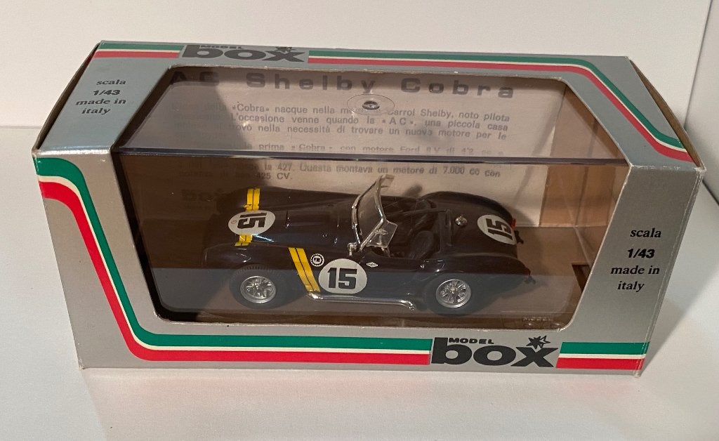 AC Shelby Cobra Sebring 1963 Box 1:43, Hobby en Vrije tijd, Ophalen of Verzenden, Nieuw, Auto, Overige merken