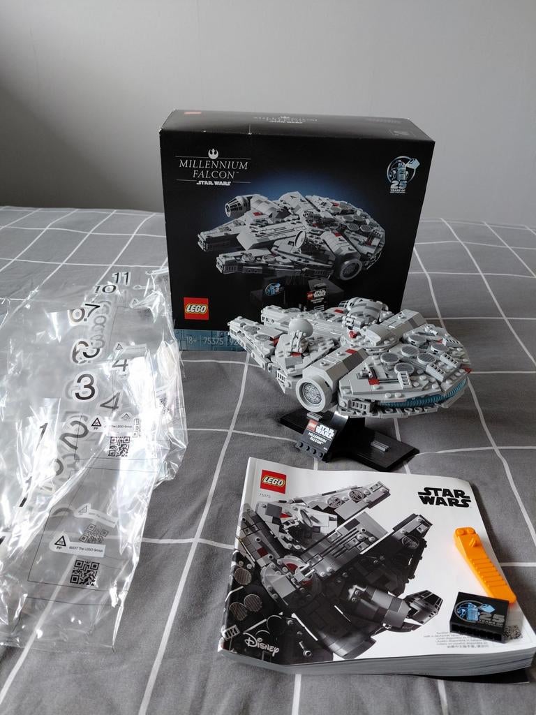 LEGO Star Wars Millennium Falcon 75375 - Zo goed als nieuw, Compleet, Star Wars, Lego, Ophalen of Verzenden