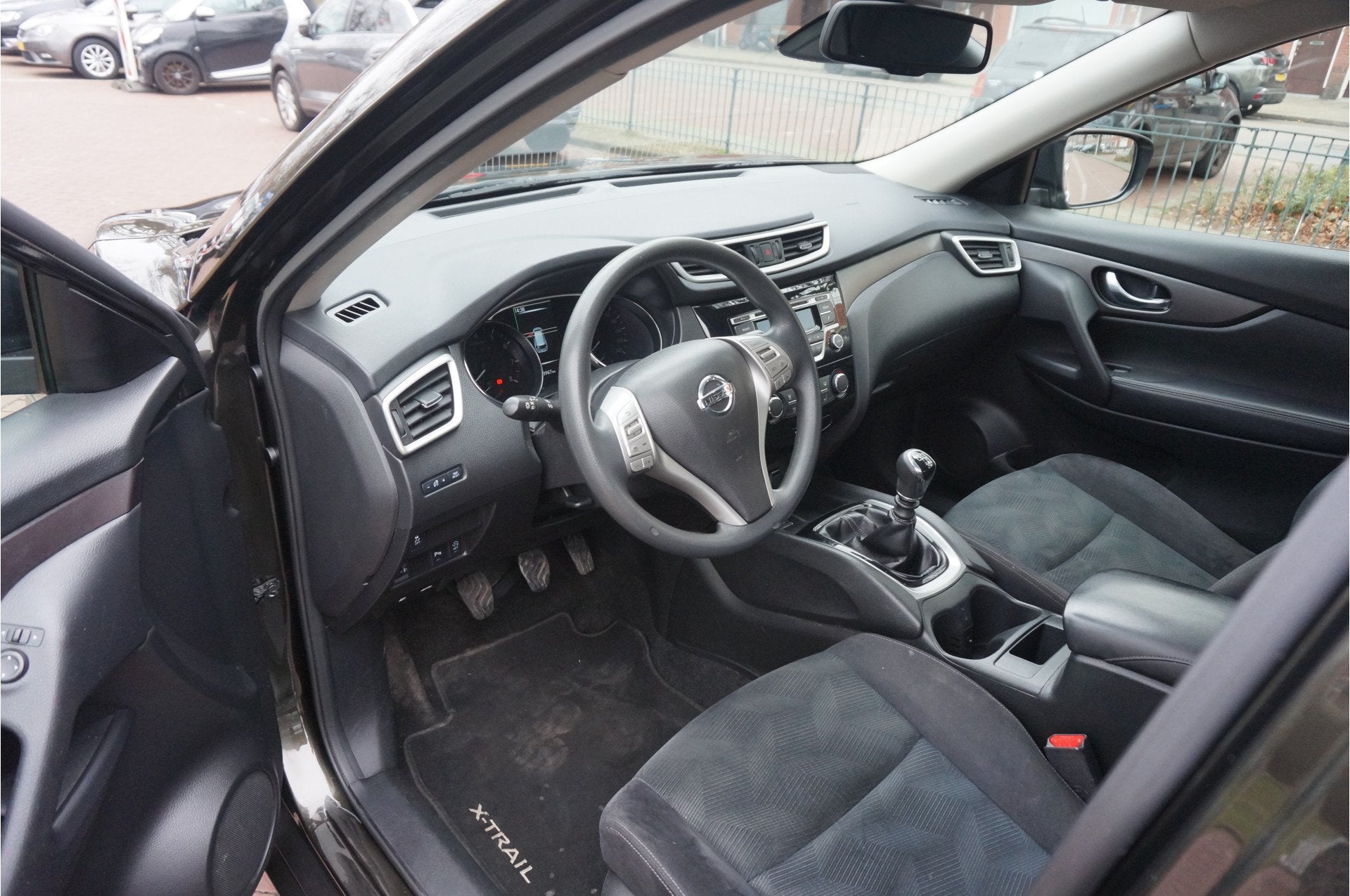 Nissan X-Trail 1.6 DIG-T Acenta CRUISECONT APPLECARPLAY TELE, Voorwielaandrijving, Dealer onderhouden, 1618 cc, Euro 6
