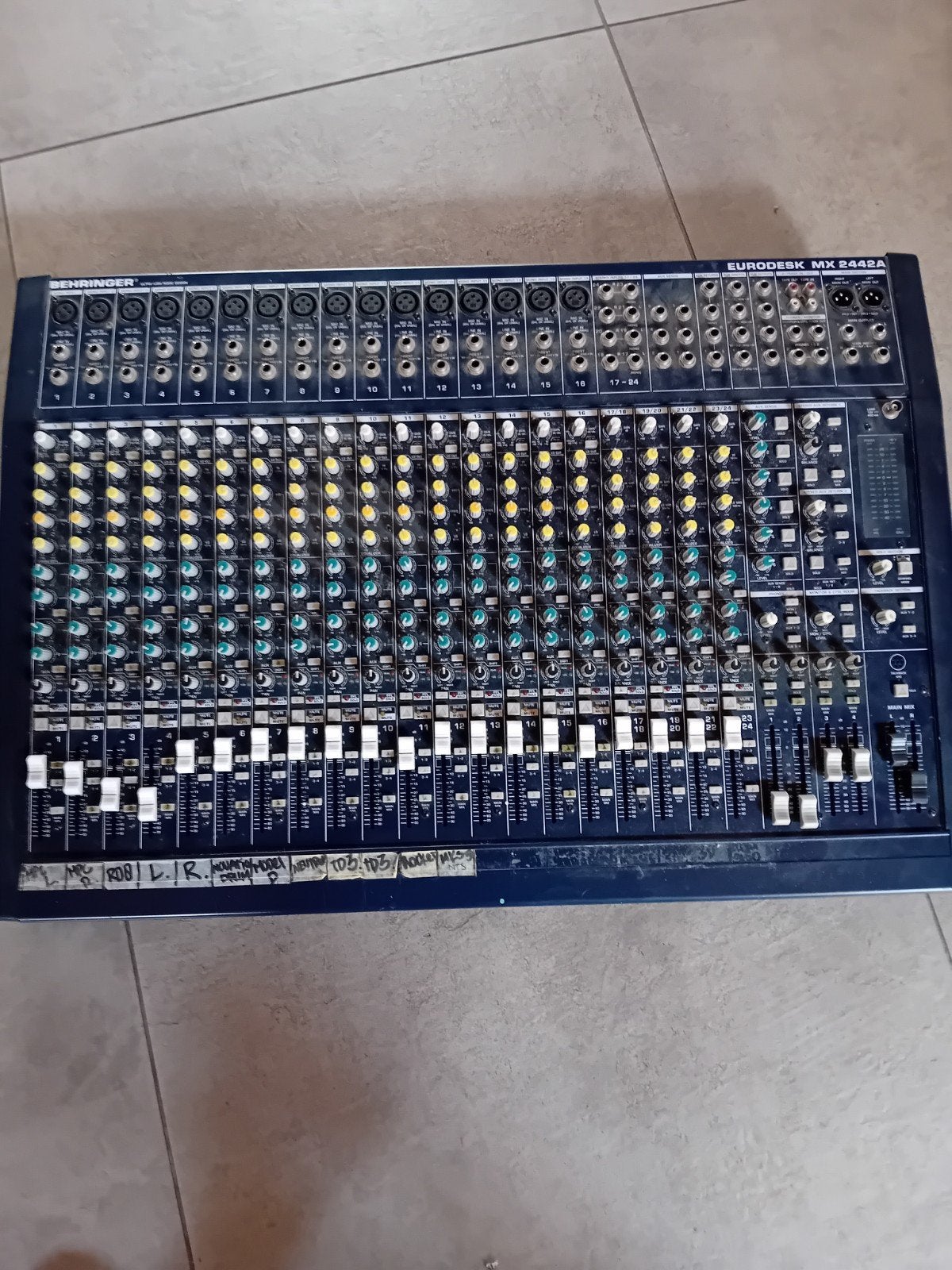 Behringer mengpaneel, JB Systems mixer & Citronic CD-spelers, Ophalen, Gebruikt, 20 kanalen of meer, Microfooningang