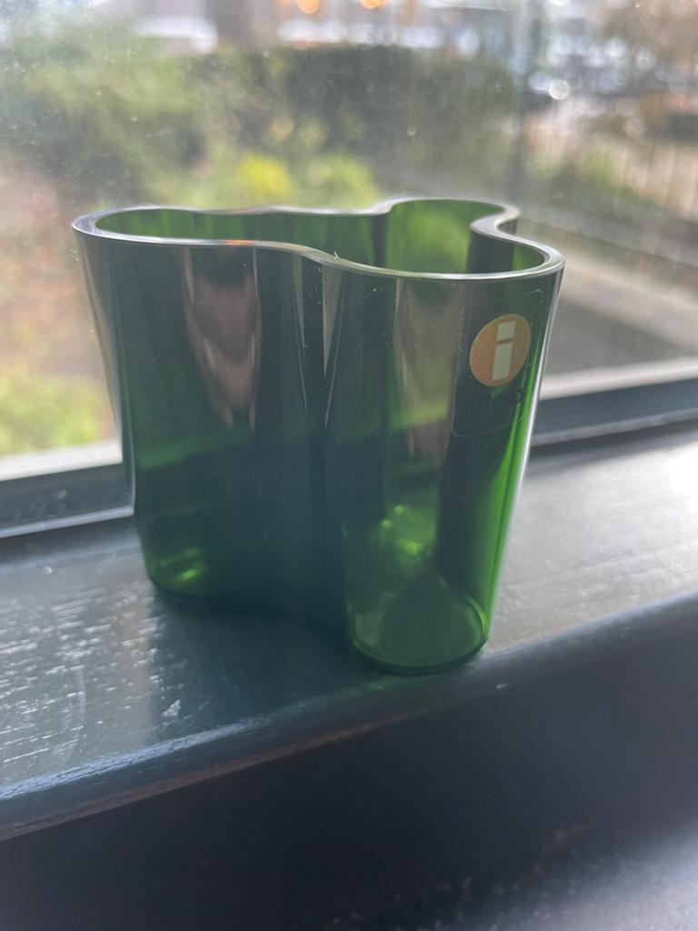 Iittala Alvar Aalto miniatuur vaas groen 5,5cm, Ophalen of Verzenden, Zo goed als nieuw