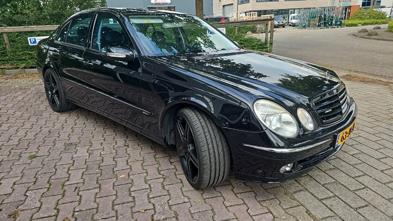 Mercedes-Benz EKLASSE 500 ELEGANCE YOUNGTIMER (bj 2002), Auto's, Automaat, Achterwielaandrijving, Gebruikt, 8 cilinders