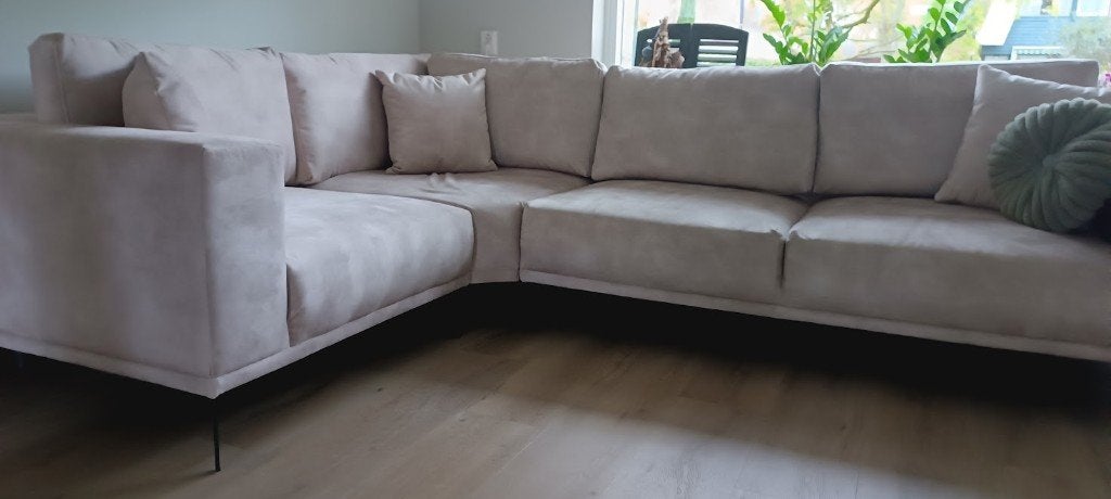 Nieuwe beige hoekbank, hoogwaardige kwaliteit, Huis en Inrichting, Ophalen, Hoekbank, Nieuw, Vierpersoons of meer