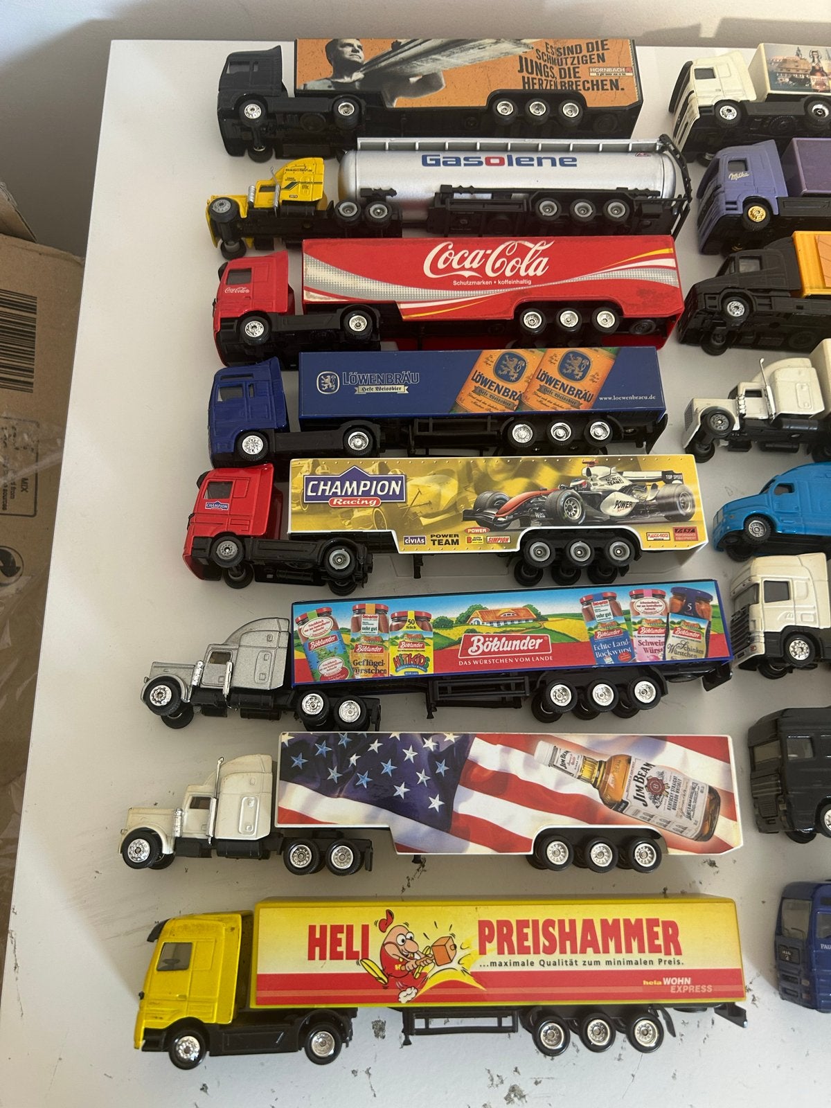 Grote verzameling modeltrucks reclame trucks ca. 75-80 stuks, Ophalen of Verzenden, Bus of Vrachtwagen