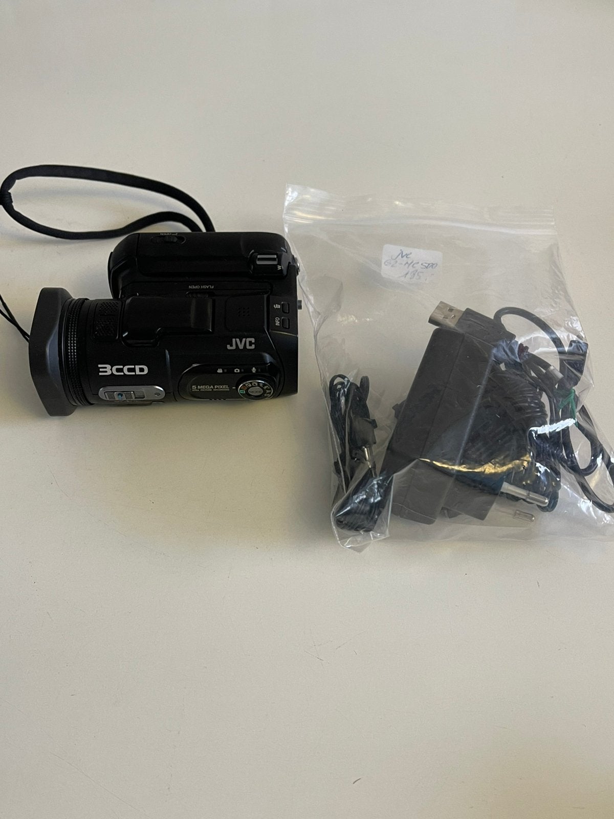 JVC GZ-MC500, Ophalen of Verzenden, Zo goed als nieuw, JVC, 20x of meer