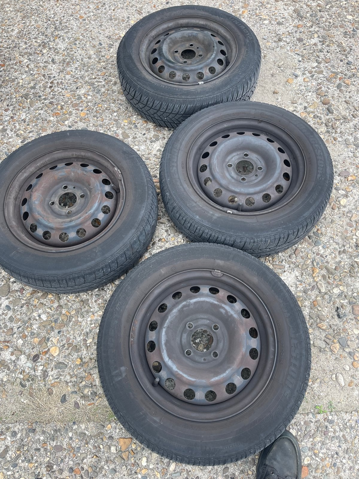 Banden met stalen velgen voor Nissan Micra, Ophalen, 14 inch, Gebruikt, Banden en Velgen