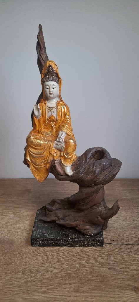 Groot Beeld Guan Yin op Houtlook Voet 46 cm Hoog, Ophalen, Steen/keramiek, Meerkleurig, 46 cm