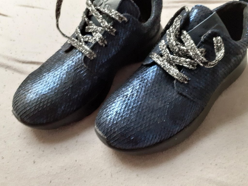 EST 18/42, Damesschoenen nieuw in originele doos, Kleding | Dames, Schoenen, Ophalen of Verzenden, Nieuw, Overige kleuren, Overige typen