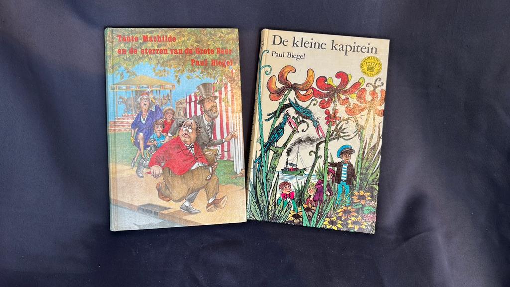 Paul Biegel Boeken: Tante Mathilde & De kleine kapitein, Boeken, Ophalen, Gelezen, Fictie algemeen