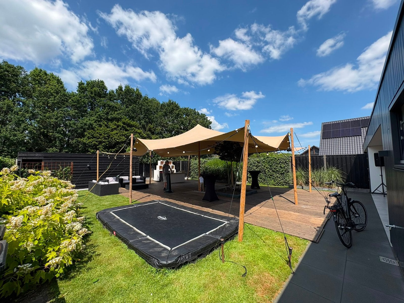 Foto 4 van Stretchtent 7,5 X 10 M te huur