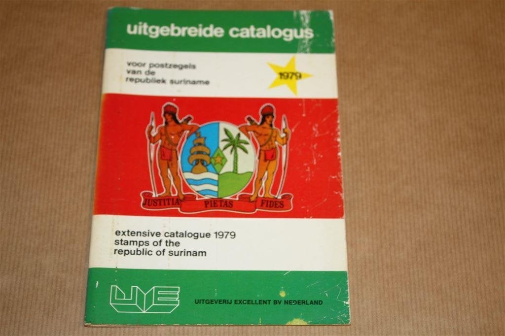 Uitgebreide catalogus postzegels Suriname - 1979, Ophalen of Verzenden, Verzamelalbum