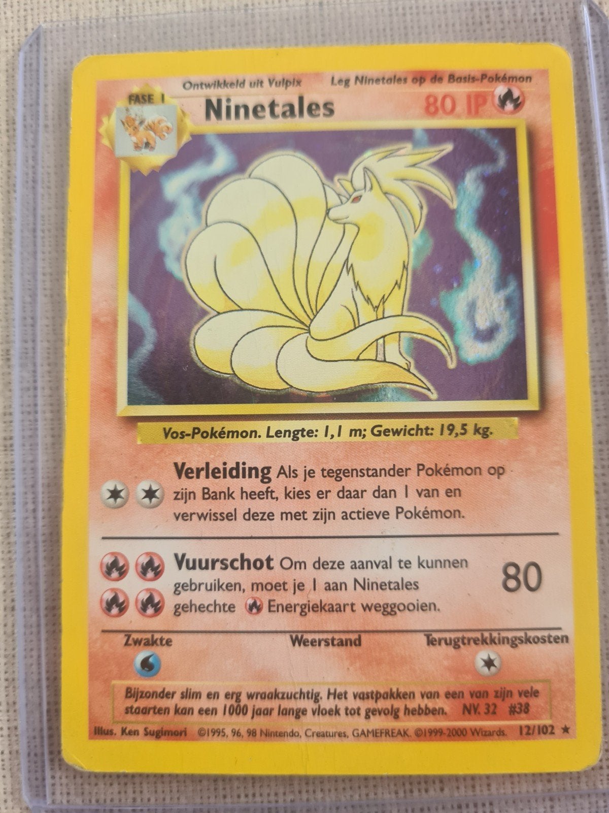 Ninetales 12/102 nederlands, Hobby en Vrije tijd, Verzamelkaartspellen | Pokémon, Ophalen of Verzenden, Gebruikt, Losse kaart