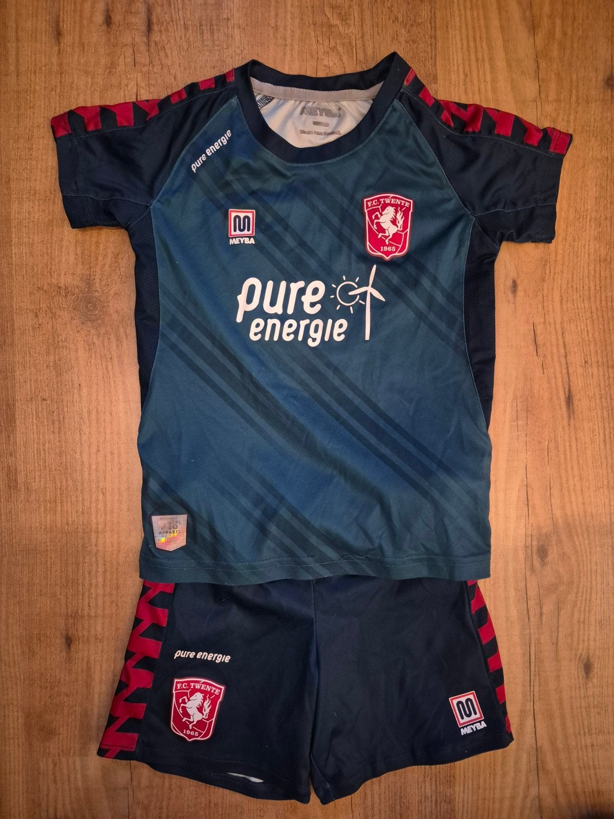 FC Twente tenue 3-4 jaar, Ophalen of Verzenden, Gebruikt