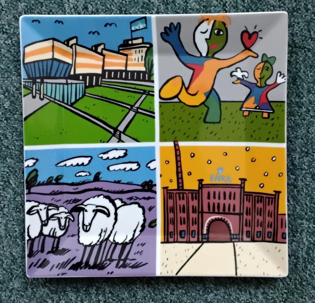Souvenir schaaltjes Ede, Ophalen