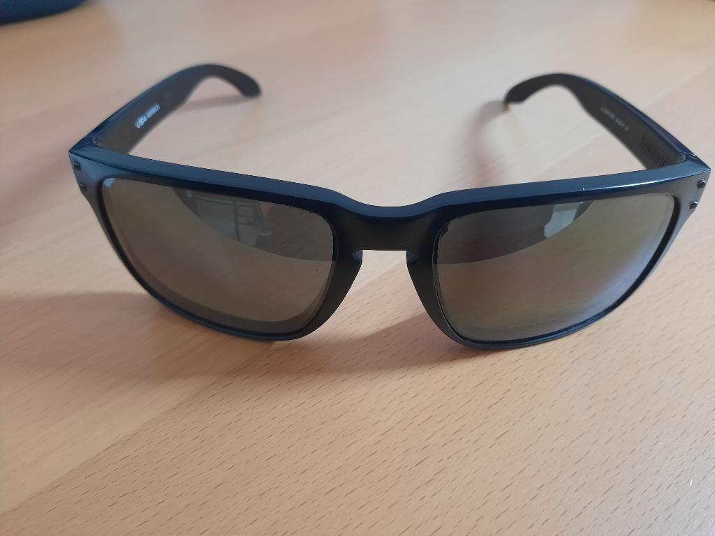 Oakley zonnebril, Sieraden, Tassen en Uiterlijk, Zonnebrillen en Brillen | Heren, Gebruikt, Zonnebril, Zwart, Ophalen of Verzenden