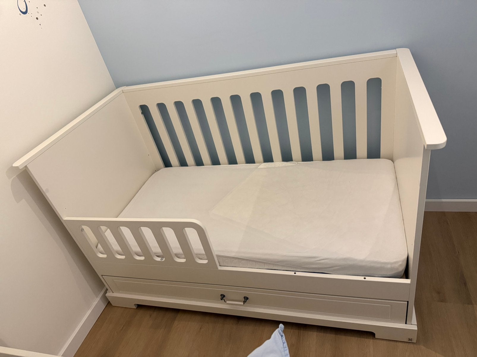 Tweeling baby bedjes Bell Amy incl aerosleep matras, Ophalen, Gebruikt, Jongetje of Meisje