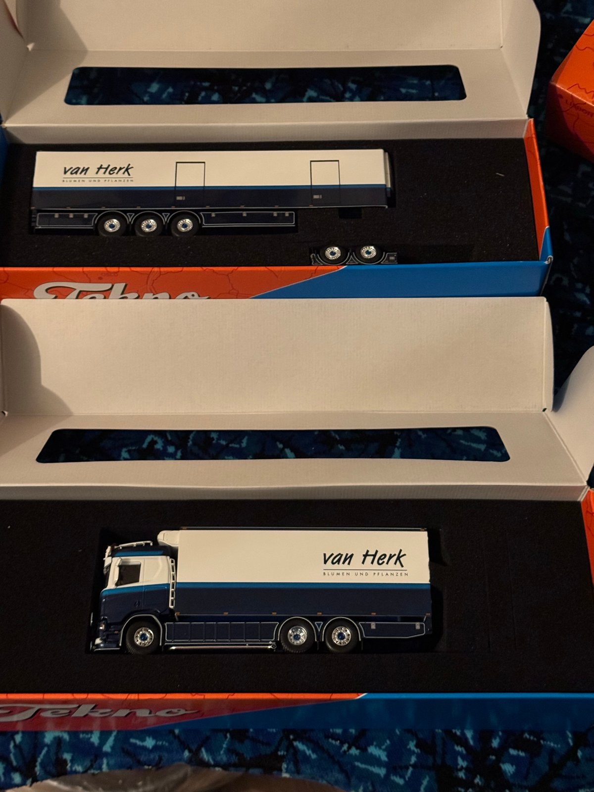 Tekno Van Herk vrachtwagen model met trailer, Overige merken, 1:32 tot 1:50, Ophalen of Verzenden, Zo goed als nieuw