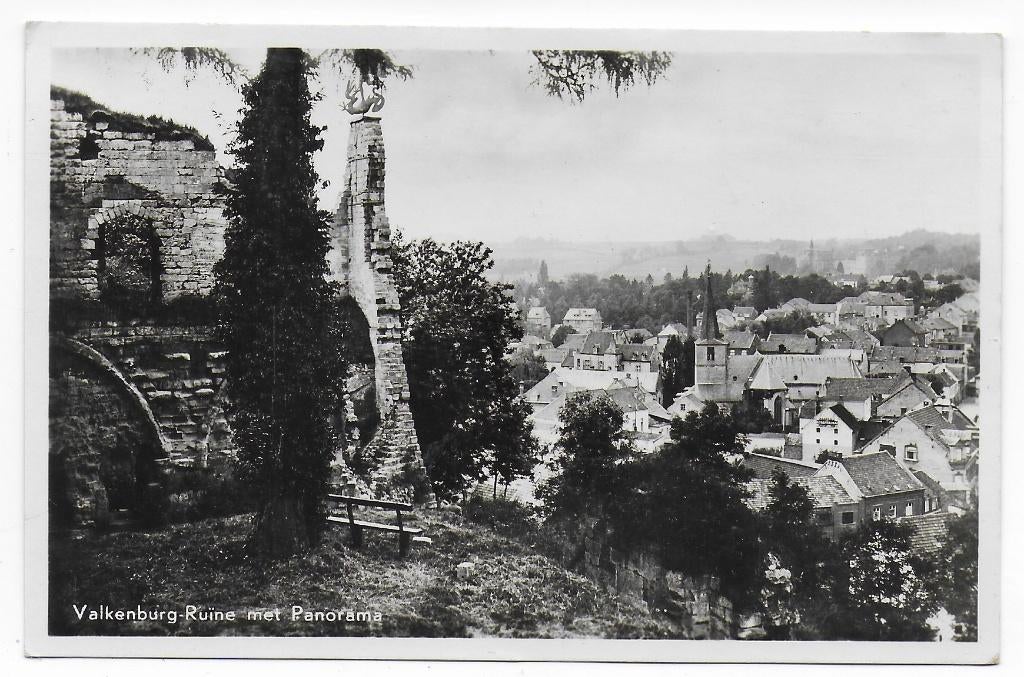 Valkenburg Ruïne Ansichtkaart Uit 1947 ( B7373 ), Ophalen of Verzenden, Voor 1920, Gelopen, Limburg