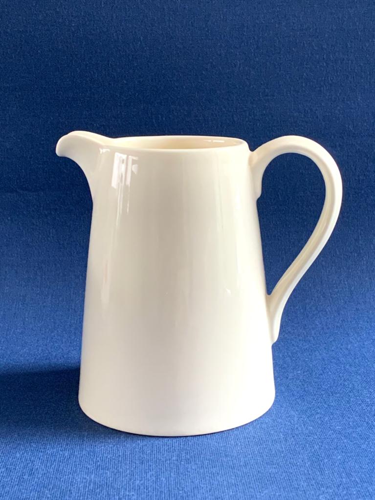 Wedgwood Plain Ivory kan, Ophalen of Verzenden, Nieuw, Porselein, Overige typen