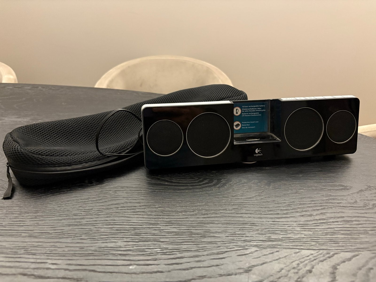 Logitech Portable Speaker met oplaadbare batterij en reisetu, Ophalen, Gebruikt, Logitech, Draagbare speaker