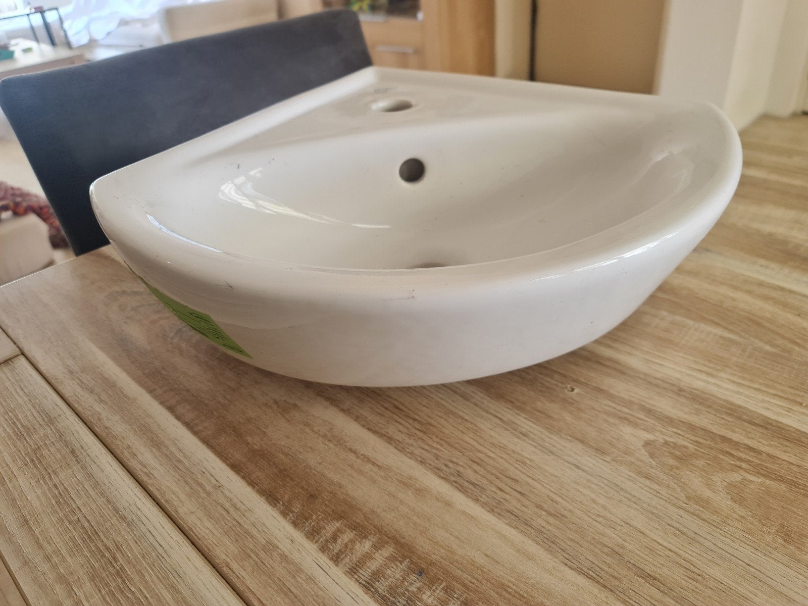Wasbakje voor in het toilet, Huis en Inrichting, Badkamer | Badkamermeubels, Ophalen, Minder dan 50 cm, Nieuw, Minder dan 100 cm