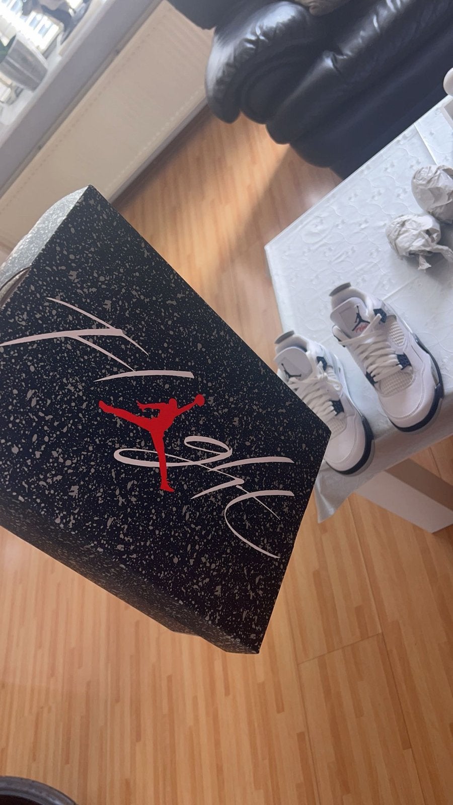 Nike Air Jordan 4 Retro Midnight Navy - Maat 41.5 - StockX, Ophalen, Nieuw, Wit, Sneakers of Gympen